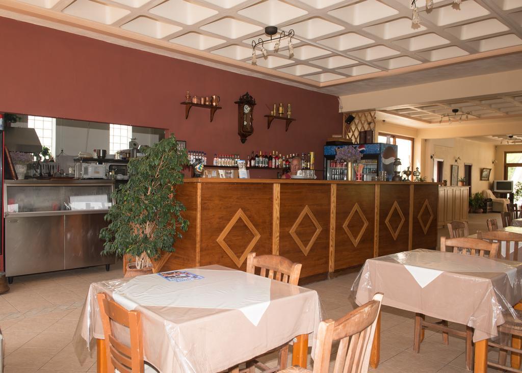 Morfoula Aparthotel Vatera Ngoại thất bức ảnh