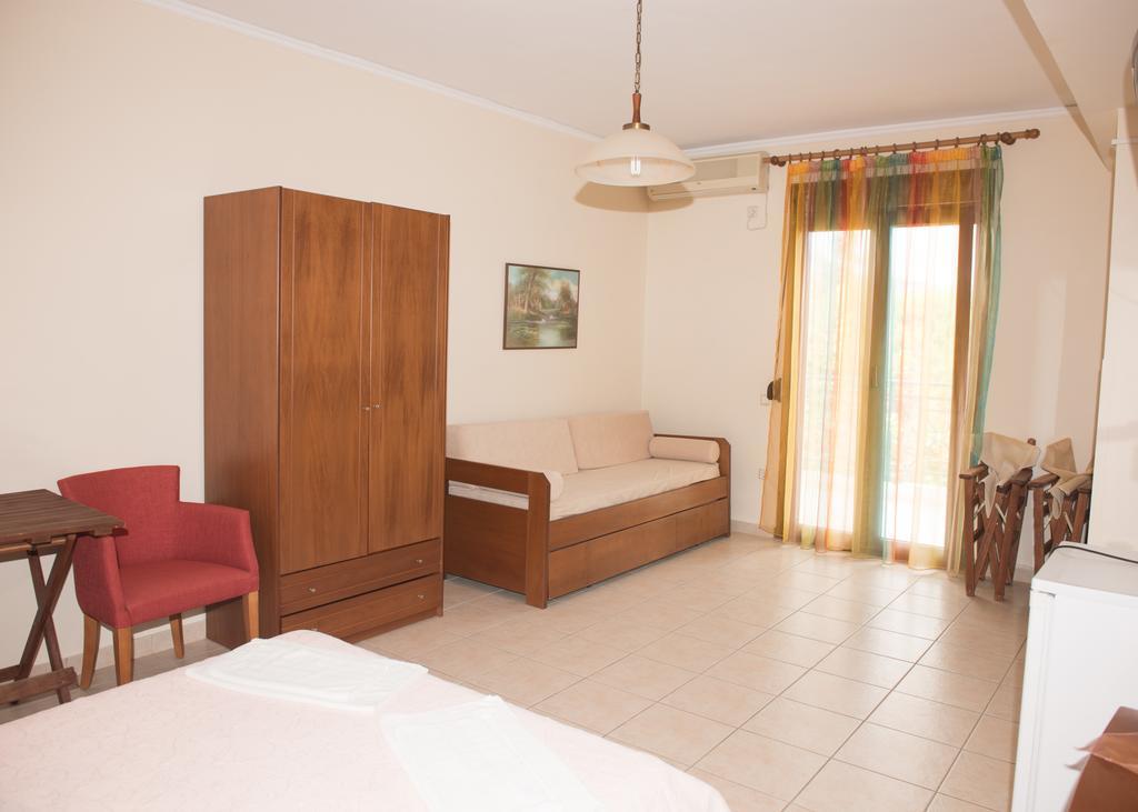 Morfoula Aparthotel Vatera Phòng bức ảnh