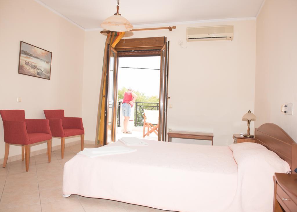 Morfoula Aparthotel Vatera Phòng bức ảnh